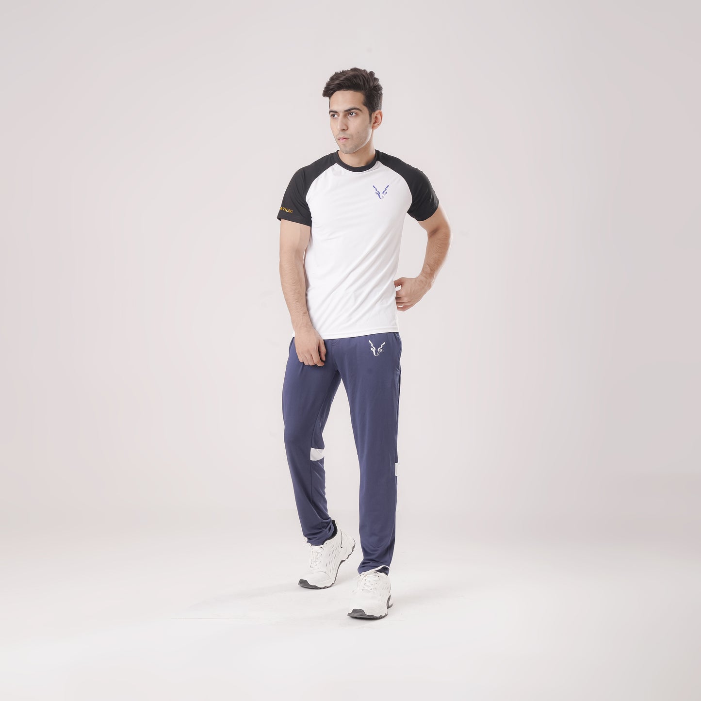 Legacy Raglan Tee Shirt + Stride Flex Pants - Twinset - Versatileo